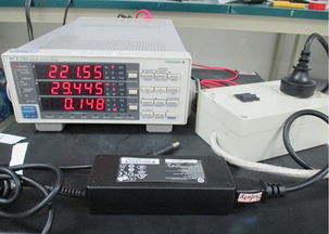 手機、電腦等電子設備的充電器留在插座上是否會耗電